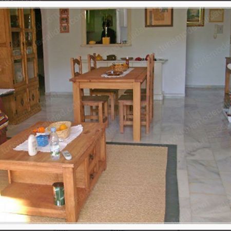 Apartment With 2 Rooms In Estepona, With Pool Access And Furnished Bal エクステリア 写真